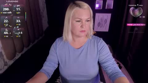 Yolanda online show from September 27, 8:39 pm