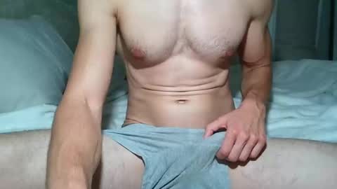 yolowyolo online show from September 20, 8:45 pm