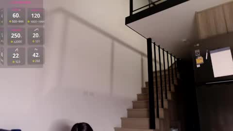 yoonipooni online show from March 22, 1:59 pm