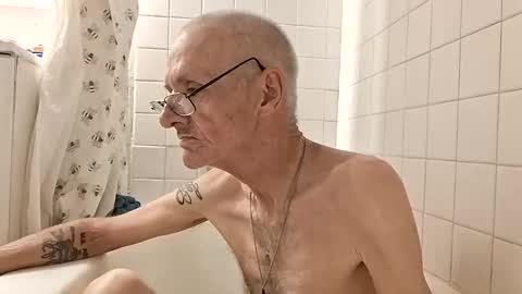 strip cam 21 online show from September 21, 4:05 am