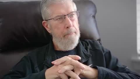 Colorado Guy Straight online show from October 24, 8:53 pm