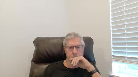 Colorado Guy Straight online show from June 7, 12:32 pm