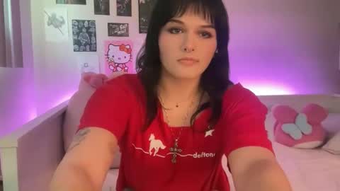 lucy  online show from May 7, 7:20 pm