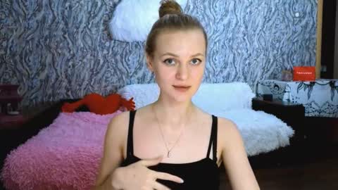 Secret identity online show from December 21, 11:27 am