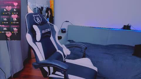 your_cute_aisha online show from September 22, 6:34 pm