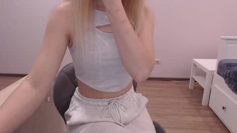 your_dream6996 online show from October 6, 11:39 am