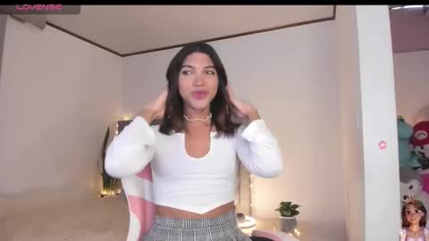 Eliza online show from February 12, 3:59 pm