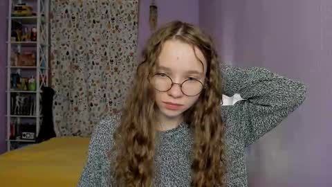 Leslie online show from September 21, 4:55 pm