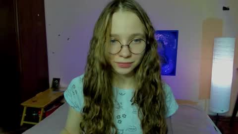 Leslie online show from March 17, 8:25 pm