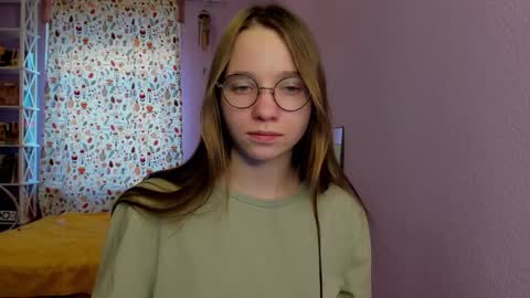 Leslie online show from February 19, 2:11 pm