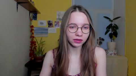 Leslie online show from December 19, 6:56 pm