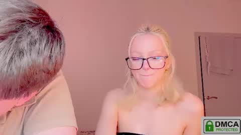 your_molly_mark online show from June 13, 11:48 pm