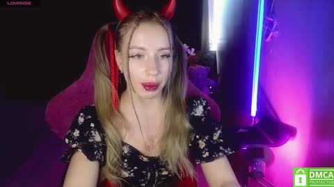 Alice  online show from March 12, 3:13 am