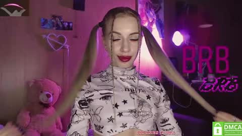 Alice  online show from March 1, 11:53 pm