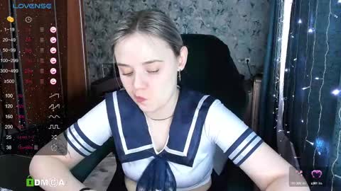 Molly online show from February 9, 7:48 am