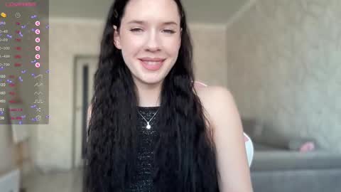 Mia  online show from January 24, 1:25 pm