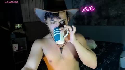 yourasian_bradley online show from January 8, 4:29 am