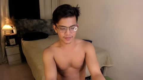 yourasian_bradley online show from March 9, 5:28 pm