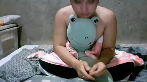 yourasian_lover29 online show from February 25, 2:53 pm