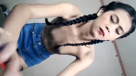 Snapshot of yourbabyriana chatting on February 21, 1:00 am Angel online show from February 21, 1:00 am