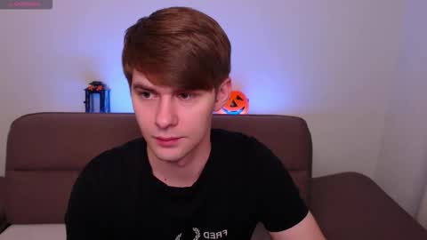 Billy online show from October 31, 4:02 am