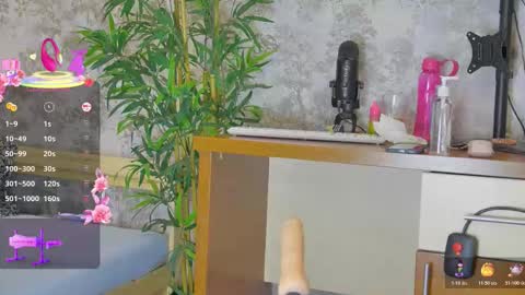 Anna online show from October 24, 7:25 pm