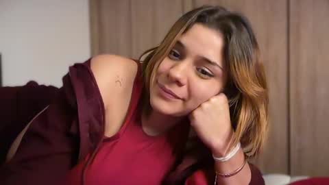 yourcutemolly__ online show from May 13, 5:17 am