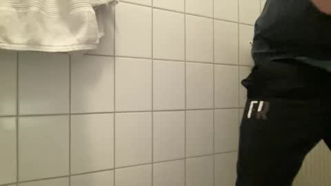 Yourdirtysecret98 online show from October 21, 10:35 pm