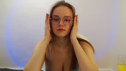 Lana online show from February 7, 9:26 pm