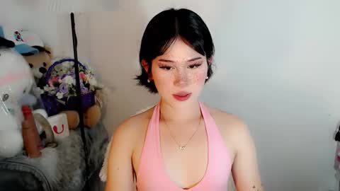 PrettyElla online show from November 5, 8:49 am