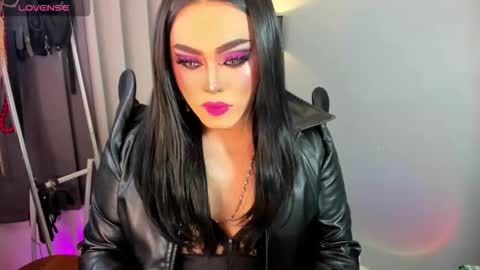  not into STINGY and CHEAP people online show from September 15, 9:38 pm