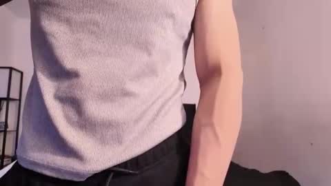 yourguuy21 online show from February 2, 2:09 am