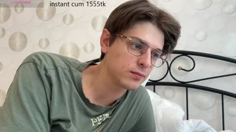 Chris online show from February 1, 9:21 am