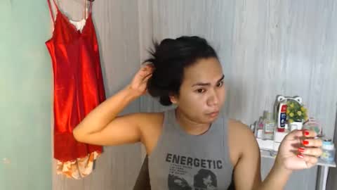 Mauie  online show from February 27, 2:37 am