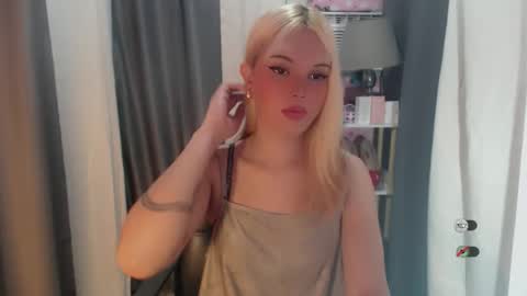KYLIE MORE online show from June 7, 7:35 am