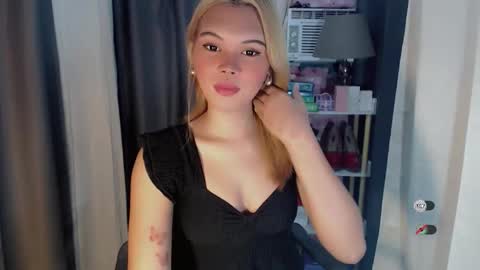 KYLIE MORE online show from April 16, 3:28 am