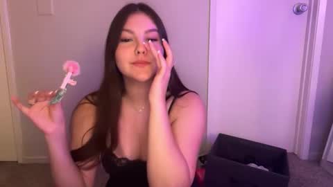 yourmila1 online show from June 9, 5:07 am