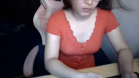 Kelly online show from September 25, 10:44 am