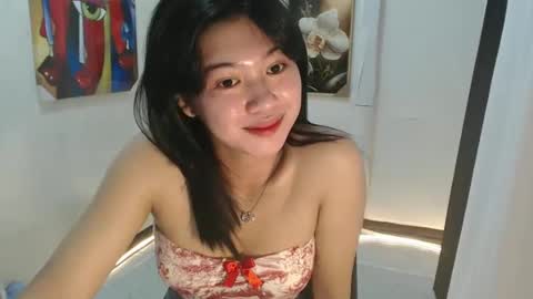 Snapshot of yourprettytrish chatting on January 30, 8:54 am Trish online show from January 30, 8:54 am