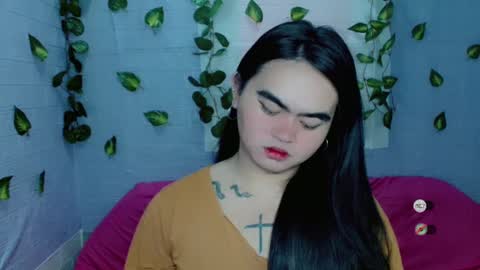 yourprincessthea online show from March 10, 6:16 am