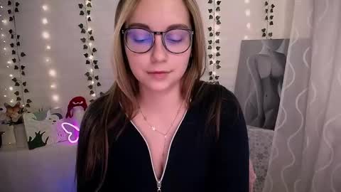 Happy online show from October 22, 6:05 am