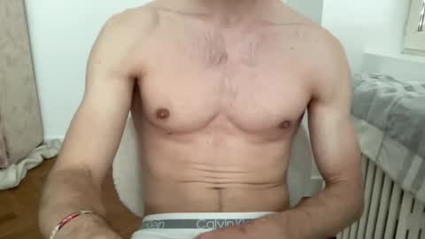 yoursensualguy online show from May 5, 8:42 am