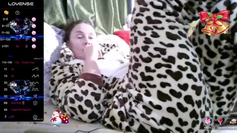 Snapshot of yoursexkroshka chatting on February 6, 7:40 pm kroshka online show from February 6, 7:40 pm