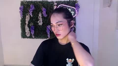    online show from February 13, 11:37 pm