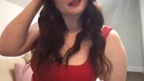 YoursTrulyBella online show from January 9, 5:35 am