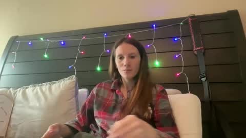 yourstrulylivy online show from February 28, 3:26 pm