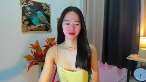 yourtinybunny online show from May 7, 11:28 am