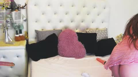 Yssabel online show from March 8, 5:33 am