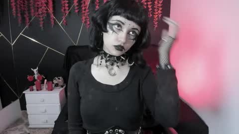 Yue Eclipsa online show from November 7, 5:32 am