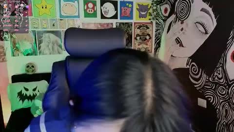    rawr   Anne Independent model      online show from October 20, 12:48 am